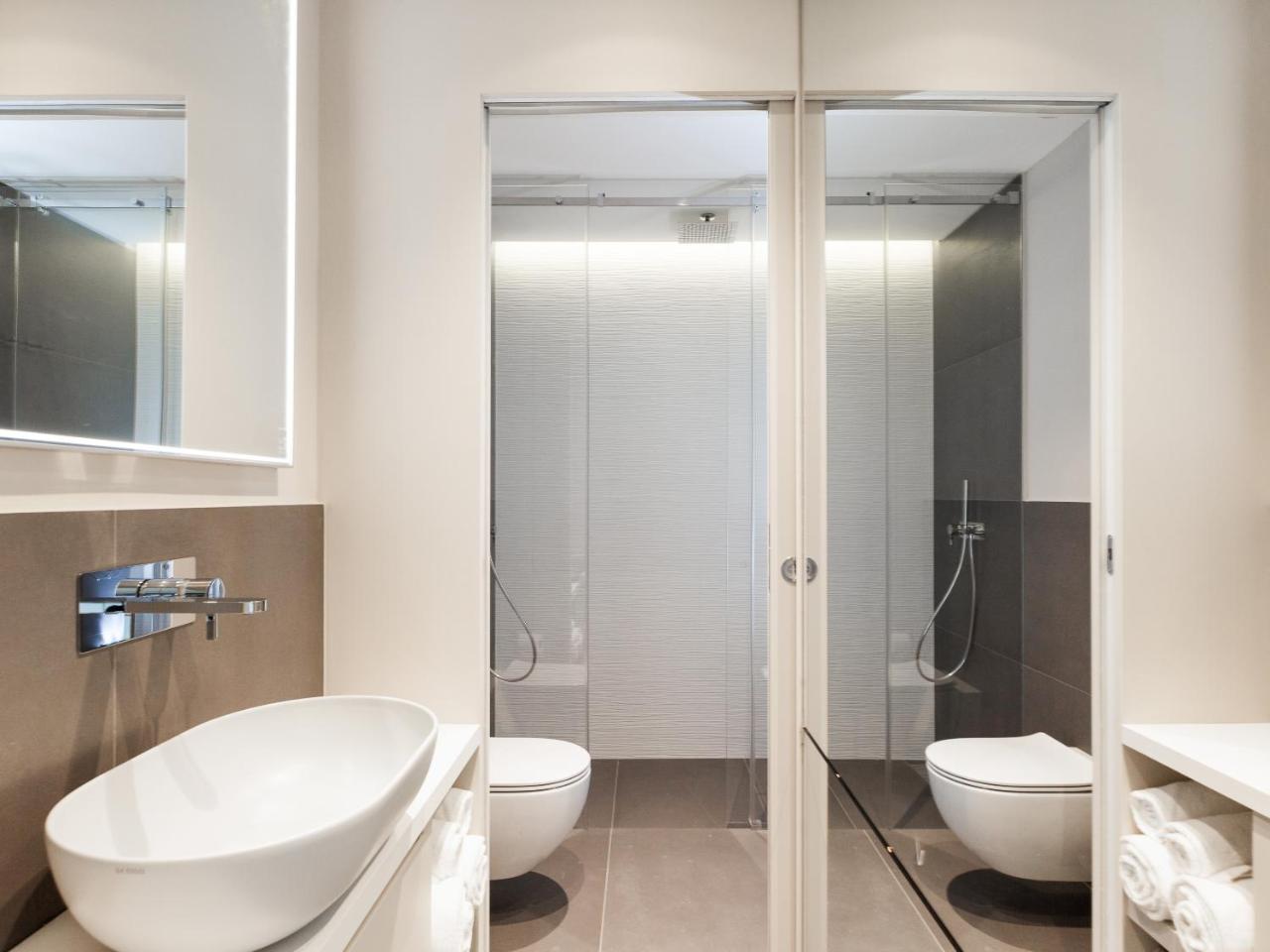 Easyhomes-Duomo Suites & Apartments Milano Exteriör bild